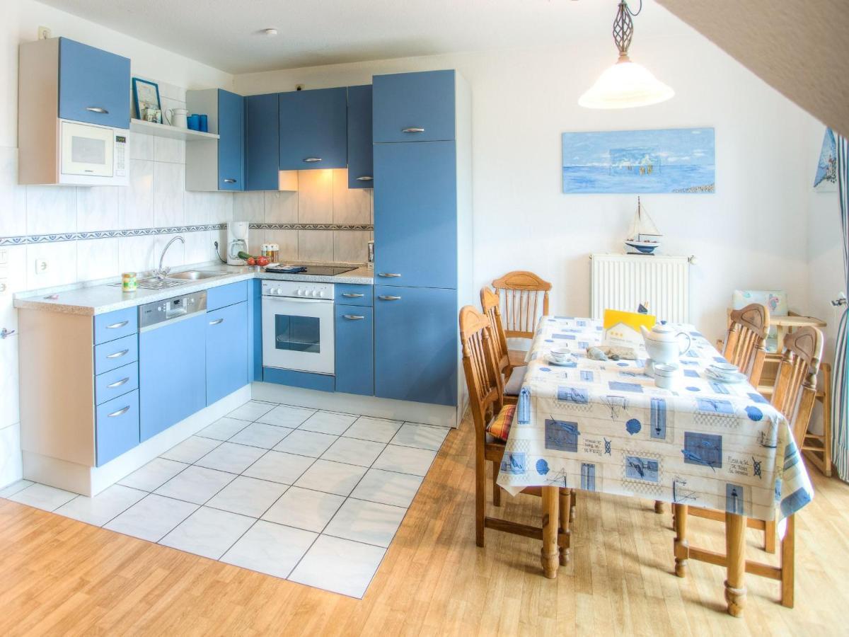 Ferienwohnung Fokuhl Im Strohhus Hooksiel Шилліг Екстер'єр фото