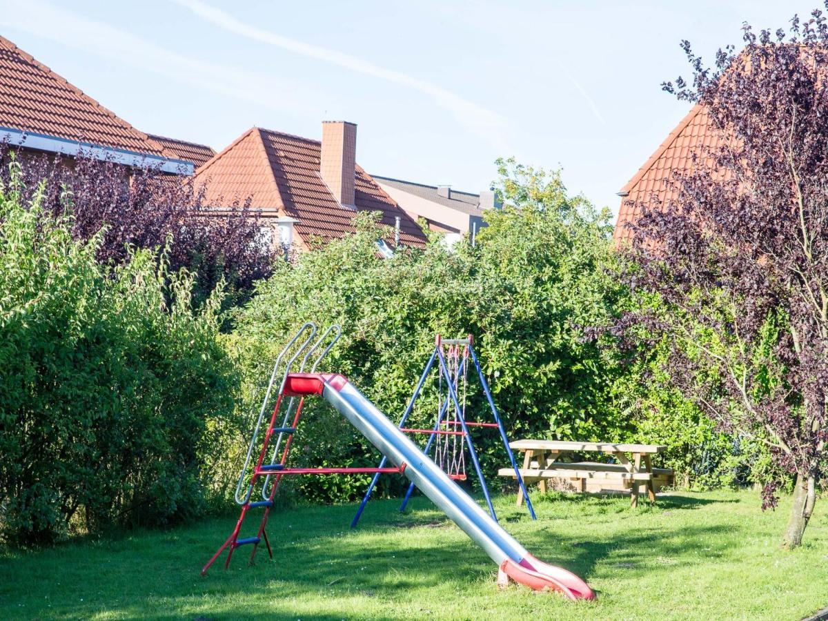 Ferienwohnung Fokuhl Im Strohhus Hooksiel Шилліг Екстер'єр фото