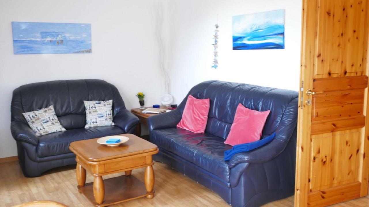 Ferienwohnung Fokuhl Im Strohhus Hooksiel Шилліг Екстер'єр фото