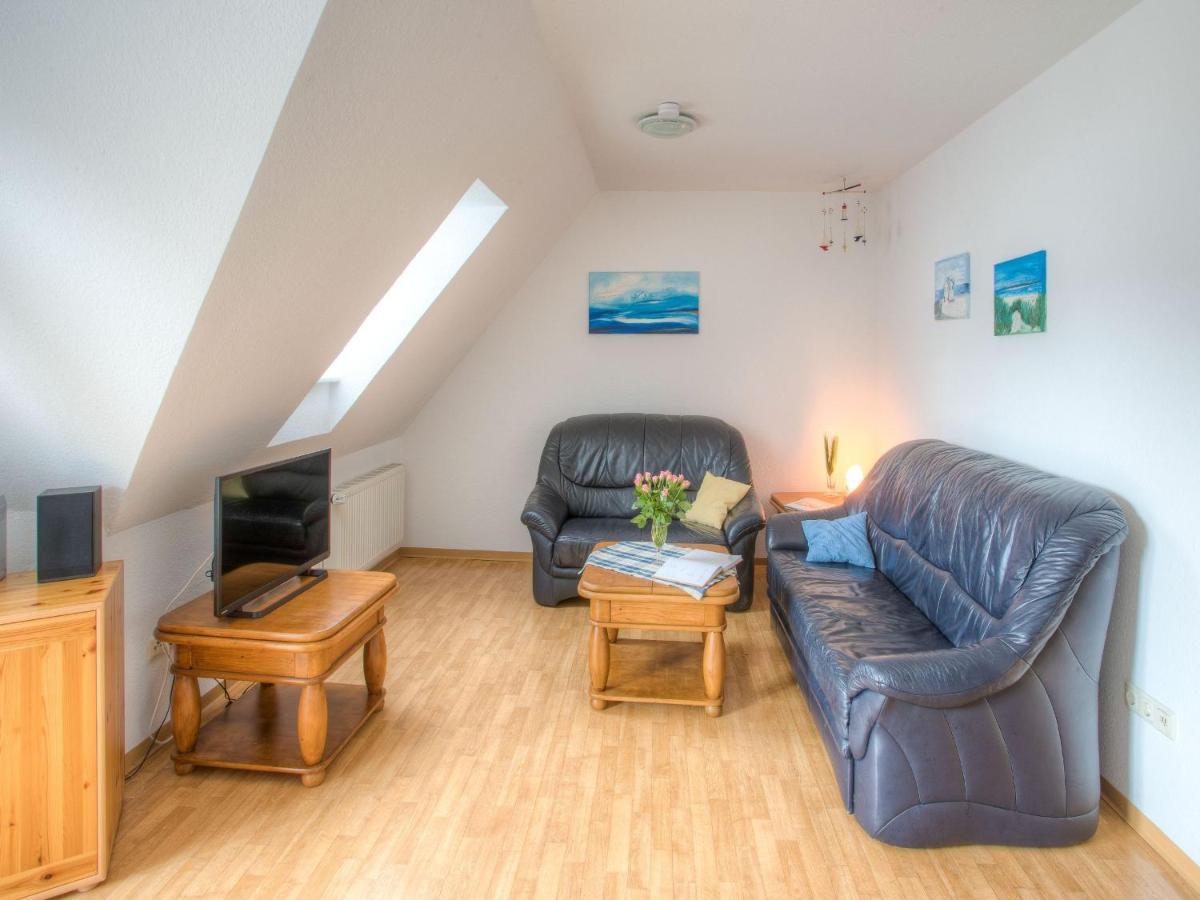 Ferienwohnung Fokuhl Im Strohhus Hooksiel Шилліг Екстер'єр фото